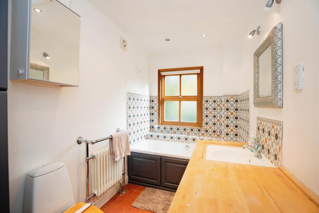 Additional image 4 of Henry Street, Kenilworth