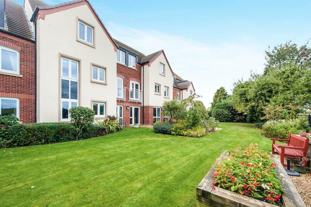 Additional image 18 of Salmon Court, Stratford Road, Wellesbourne, CV35 9SF