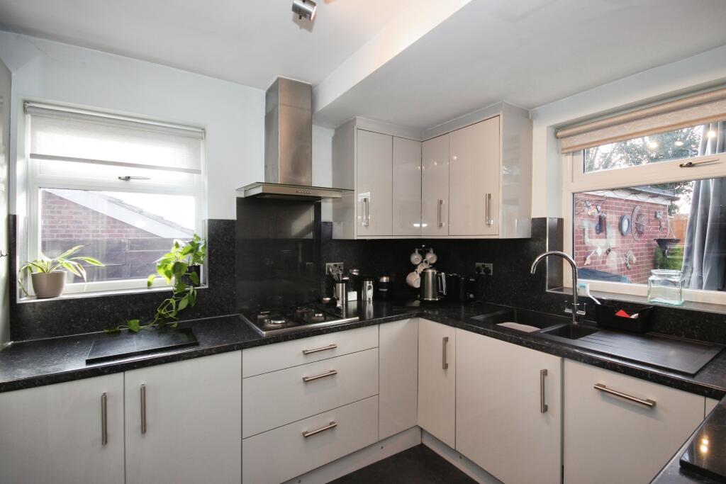 Additional image 3 of Barnack Drive, Warwick, Warwickshire, CV34