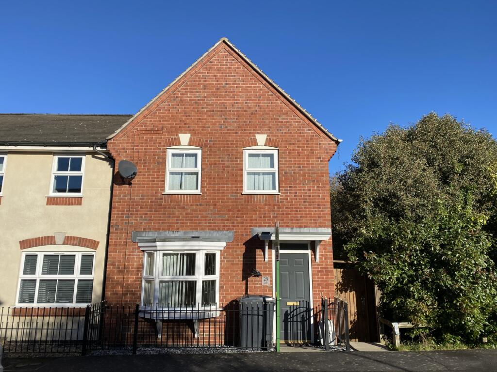 Anglia Drive, Church Gresley, DE11