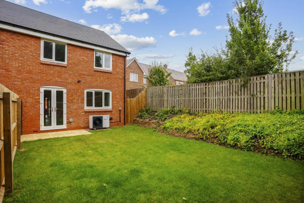 Additional image 10 of Headland Rise, Stratford-Upon-Avon, CV37