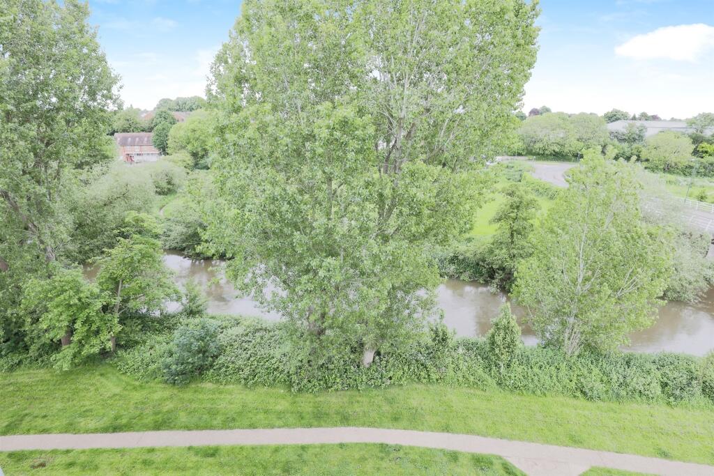 Additional image 14 of Kingfisher Close, Warwick