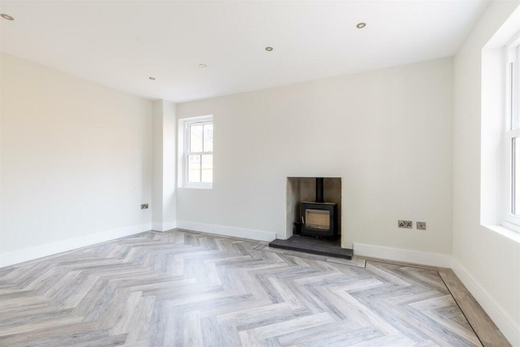 Additional image 10 of OPEN DAY: SATURDAY 15 FEBRUARY BETWEEN 10AM - 1PM. 3 The Mayfair, Audlem Road, Woore