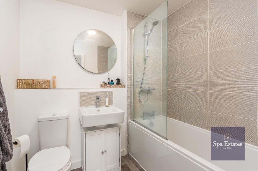 Additional image 11 of Roseacre Gardens, Warwick, CV34