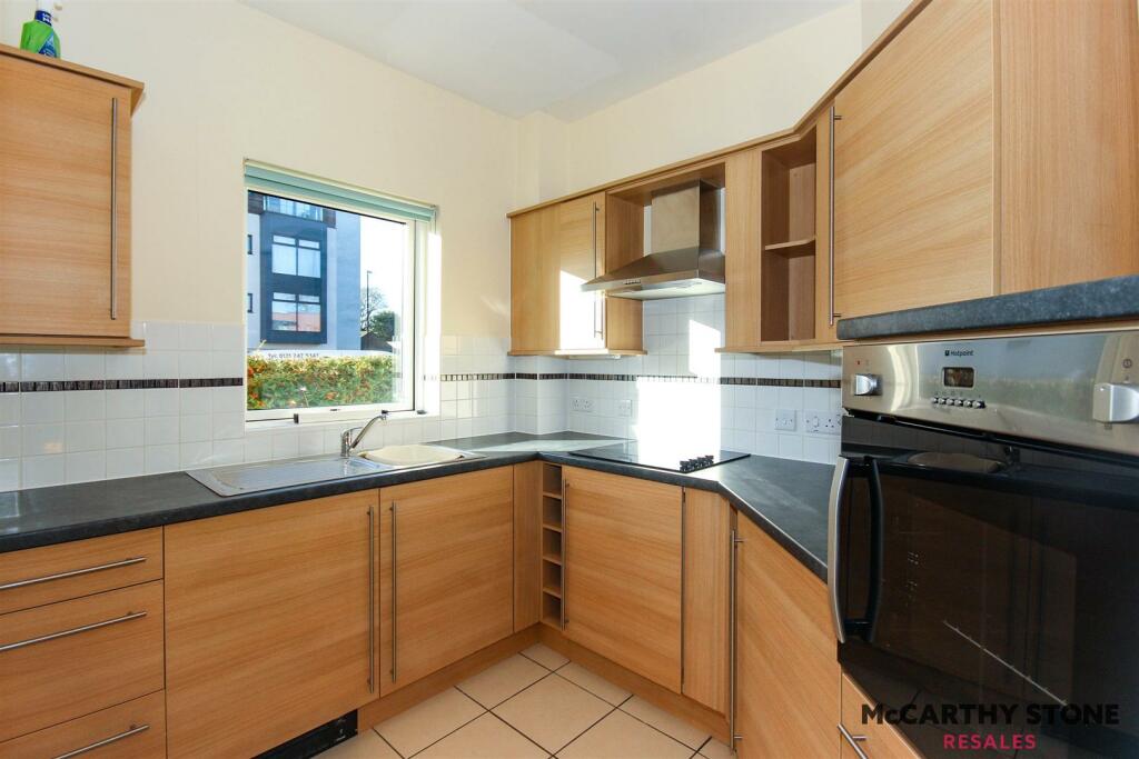 Additional image 5 of Wilton Court, Southbank Road, Kenilworth, Warwickshire, CV8 1RX