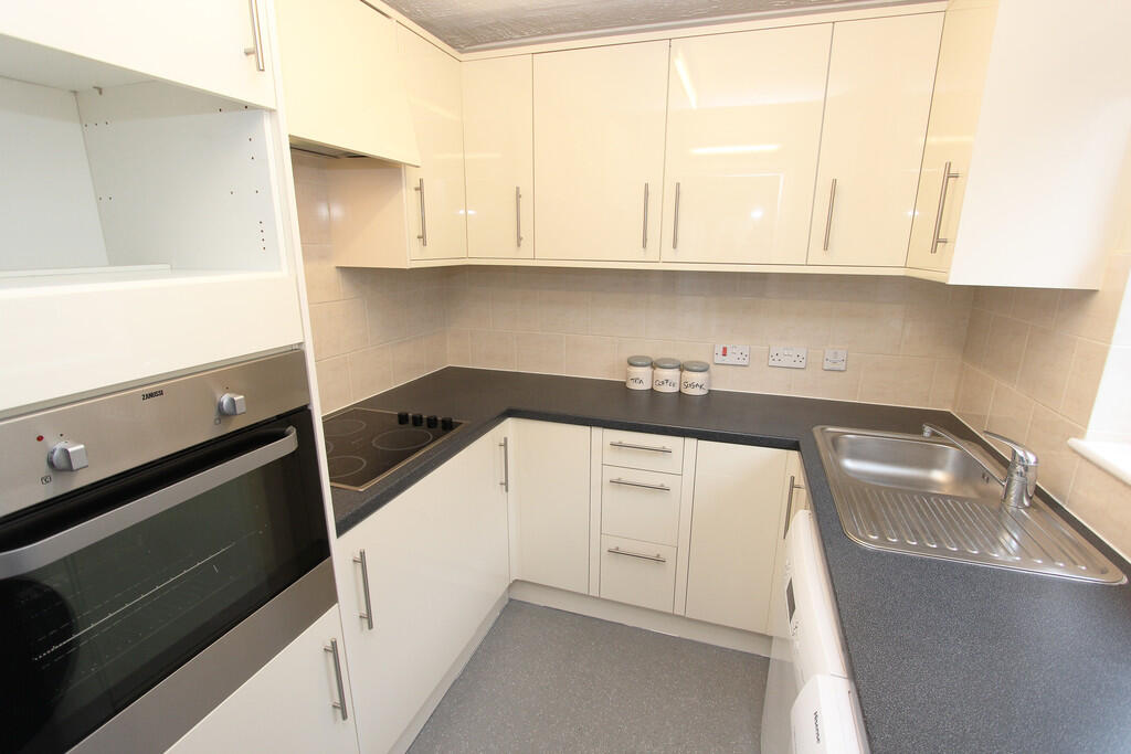 Additional image 5 of Heron House, Lansdown Road