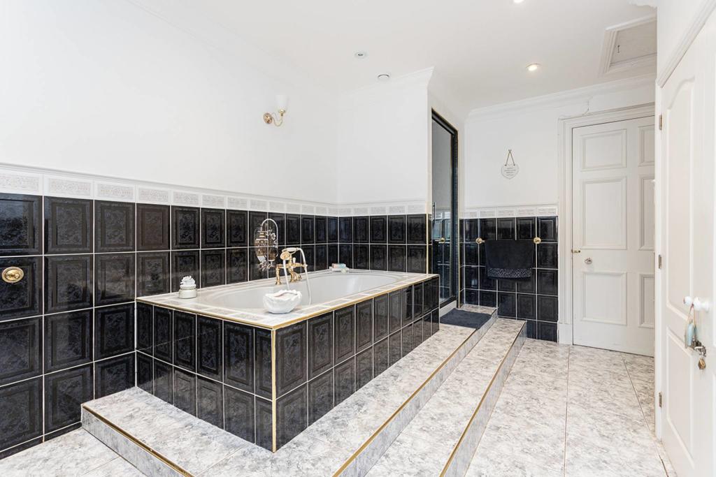 Additional image 26 of 1 and 2 Fernlea Forfar Road, Arbroath, DD11 3RA