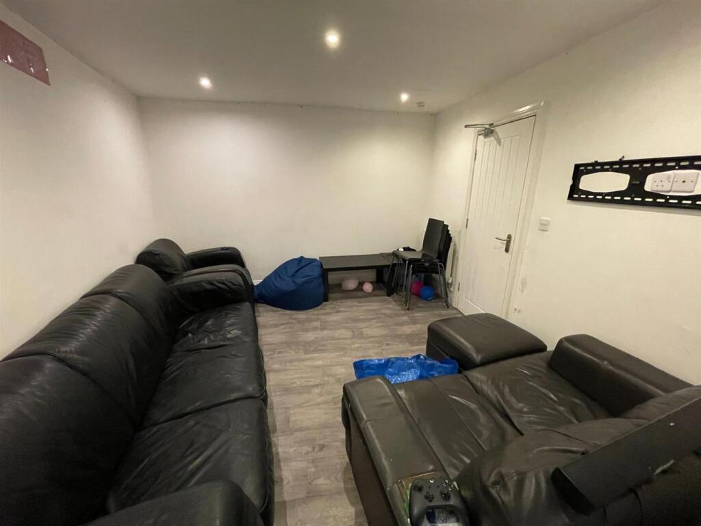 Additional image 2 of Sutton Street, Durham City