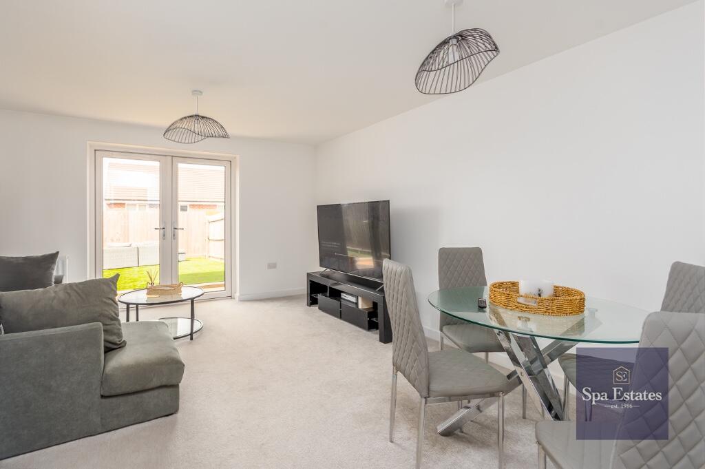 Additional image 4 of Roseacre Gardens, Warwick, CV34