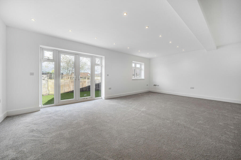 Additional image 4 of Cavendish Avenue, Erith