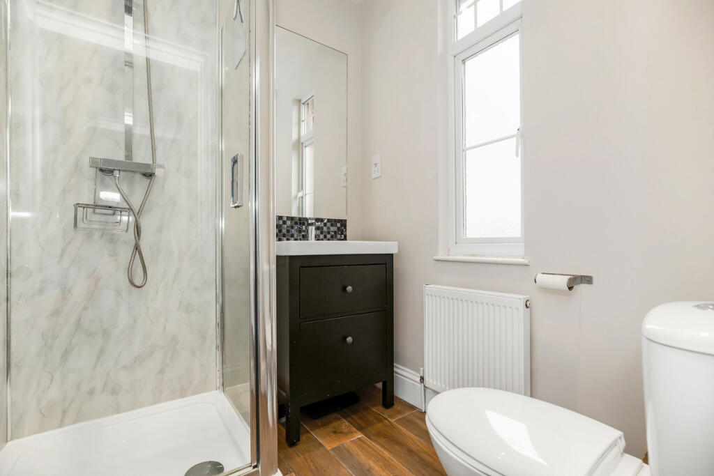 Additional image 20 of Station Road Kenilworth, Warwickshire, CV8 1JD