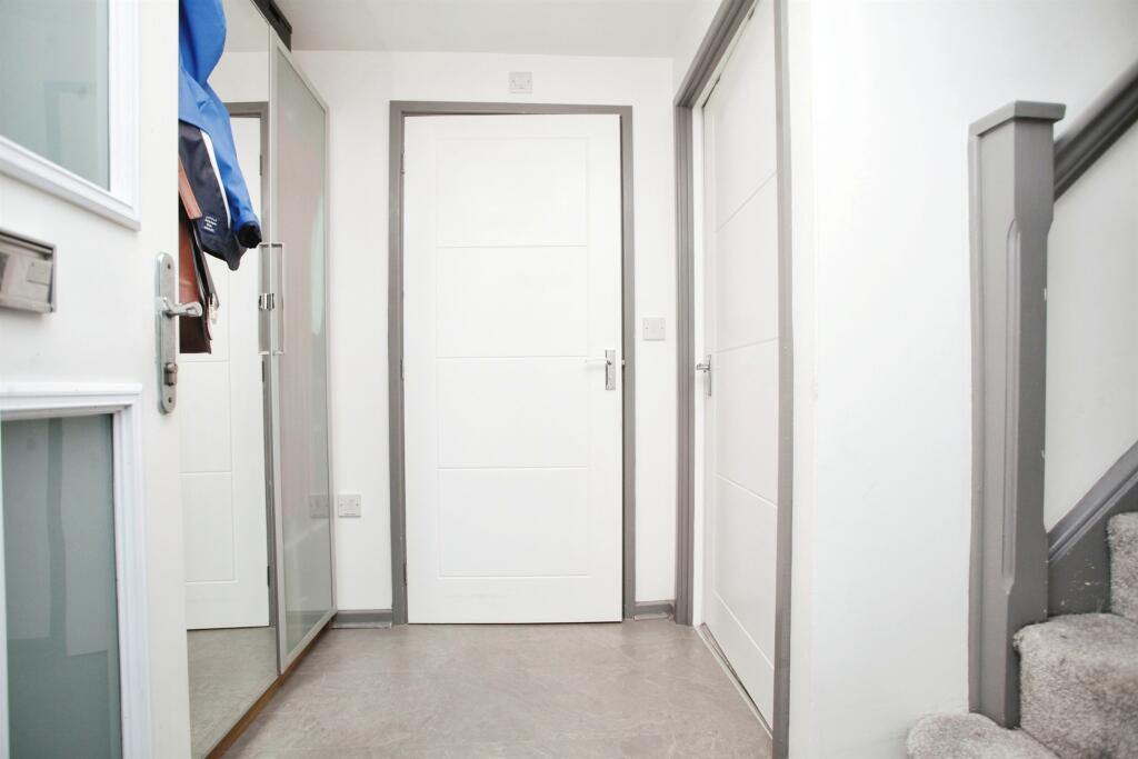 Additional image 5 of Follager Road, RUGBY