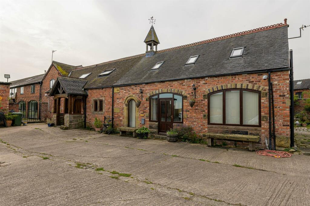 Additional image 41 of Oak Bank Barn, Heatley Lane, Broomhall, Nantwich