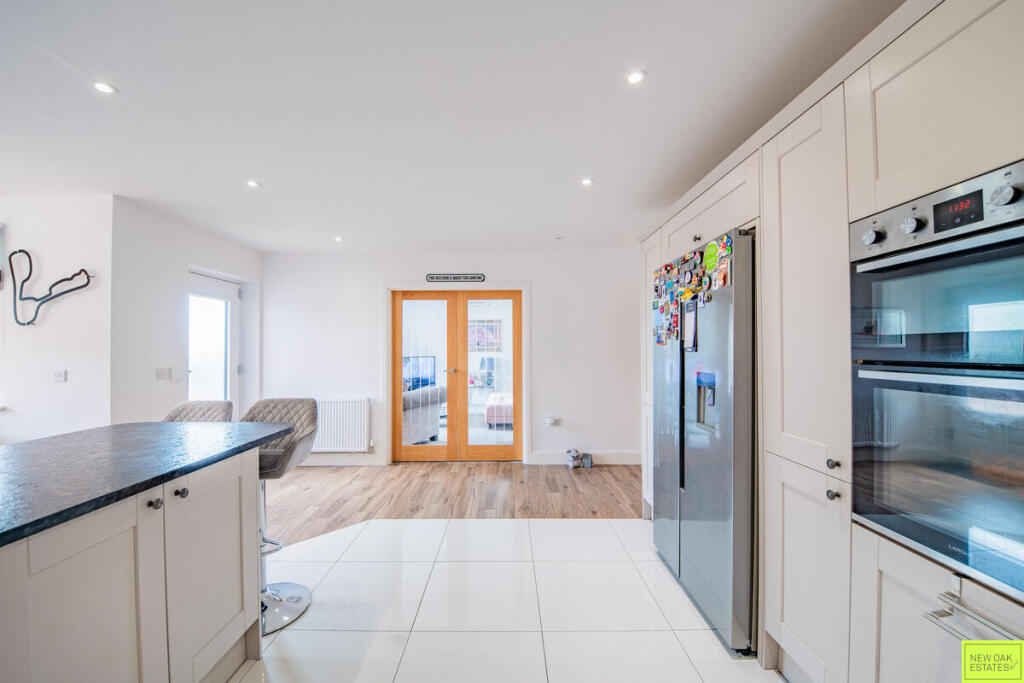 Additional image 8 of Main Road, Stretton, DE55