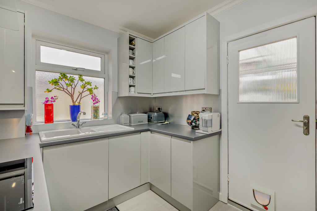 Additional image 5 of Luddesdon road, Erith, County Kent, DA8