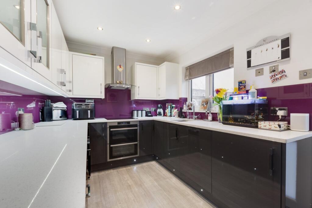 Additional image 13 of Ingleton Avenue, Welling, DA16