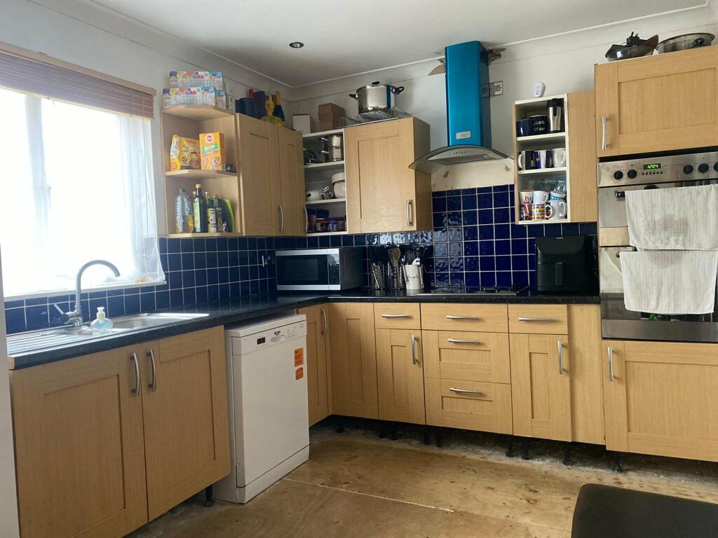 Additional image 4 of Alanbrooke, Gravesend, Kent, DA12