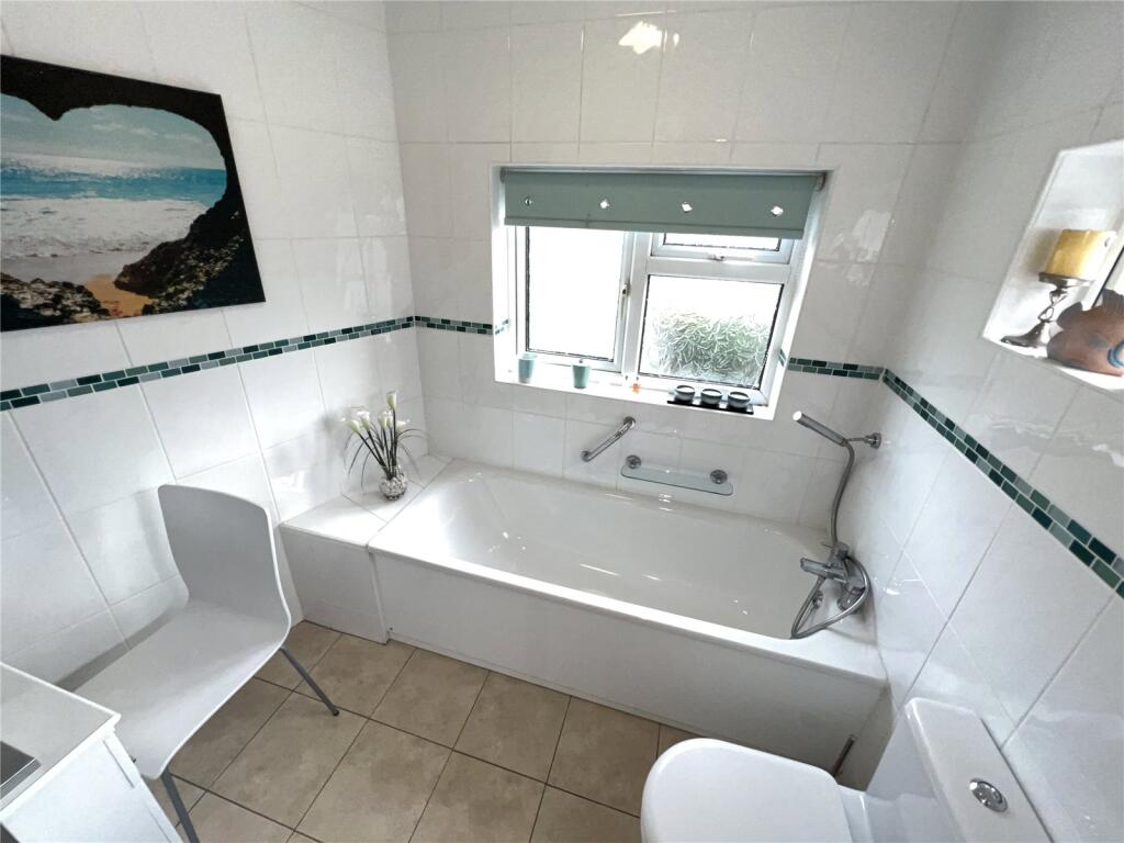 Additional image 18 of Monkton Road, Welling, Kent, DA16