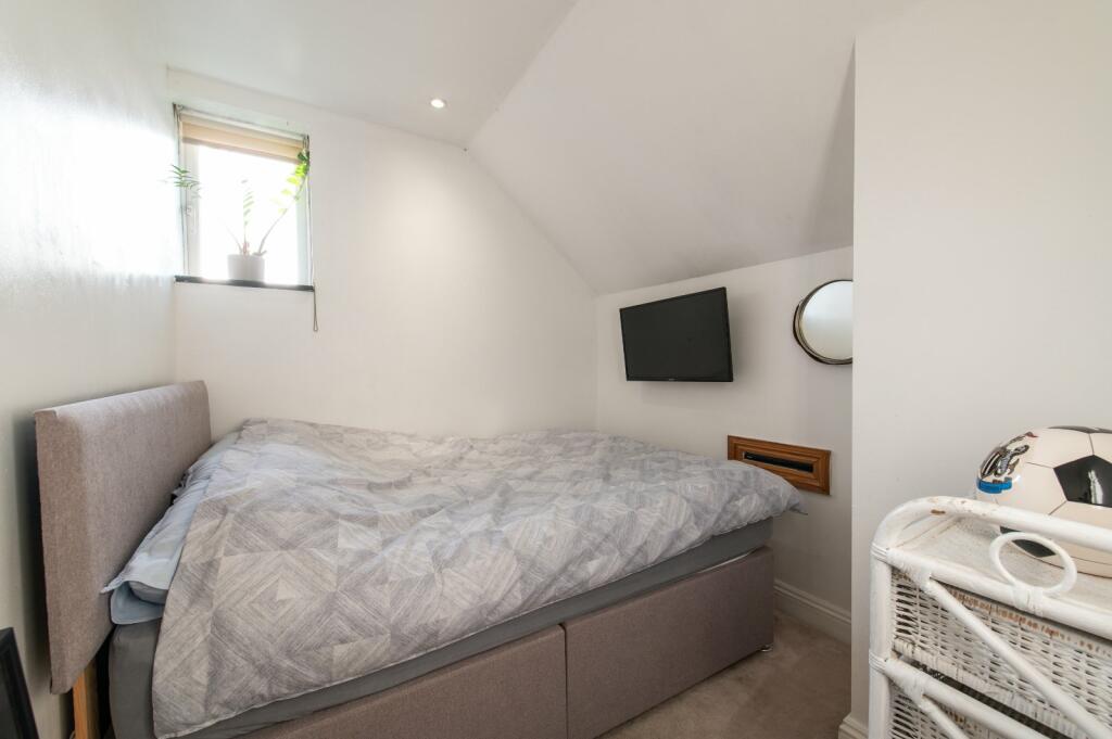 Additional image 21 of Lewis Road, Istead Rise, Gravesend, Kent, DA13