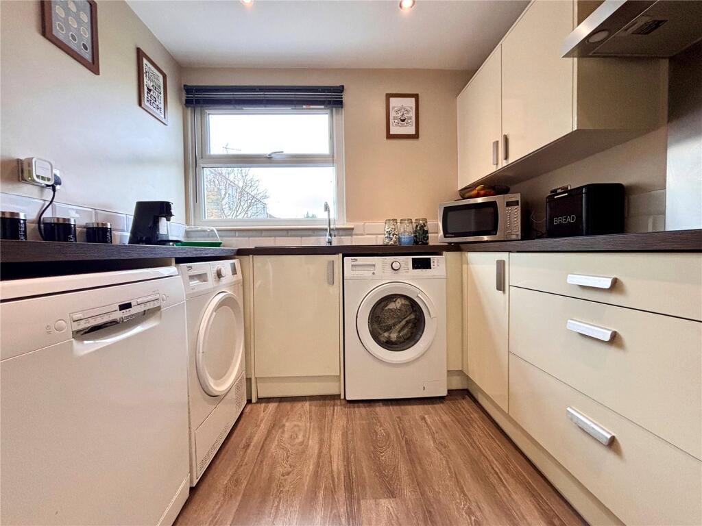 Additional image 7 of Fields Court, Warwick, CV34