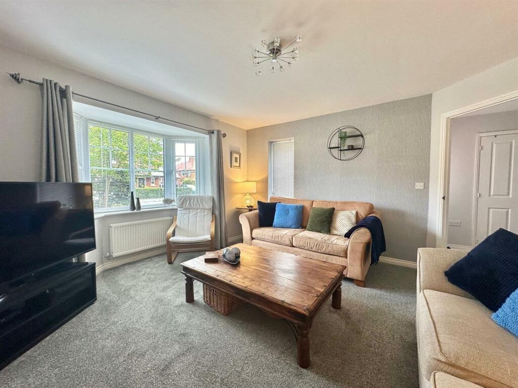 Additional image 11 of Oaks Close, Aston, Cheshire