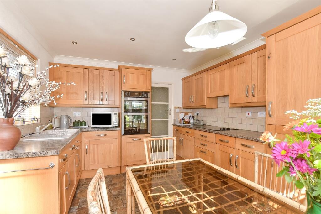 Additional image 16 of Grenham Bay Avenue, Minnis Bay, Birchington, Kent