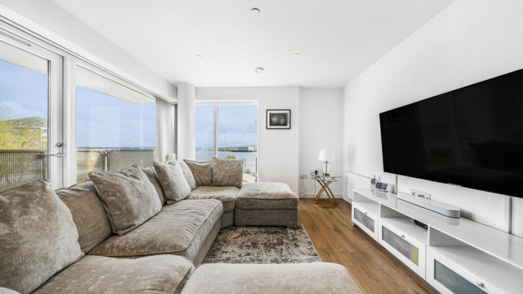 Additional image 11 of Gala Court, Erith High Street, Erith, DA8 1FE