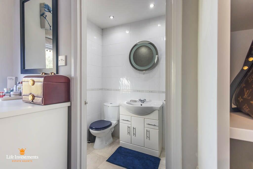 Additional image 49 of Lime Tree Avenue, Rugby, Warwickshire, CV22