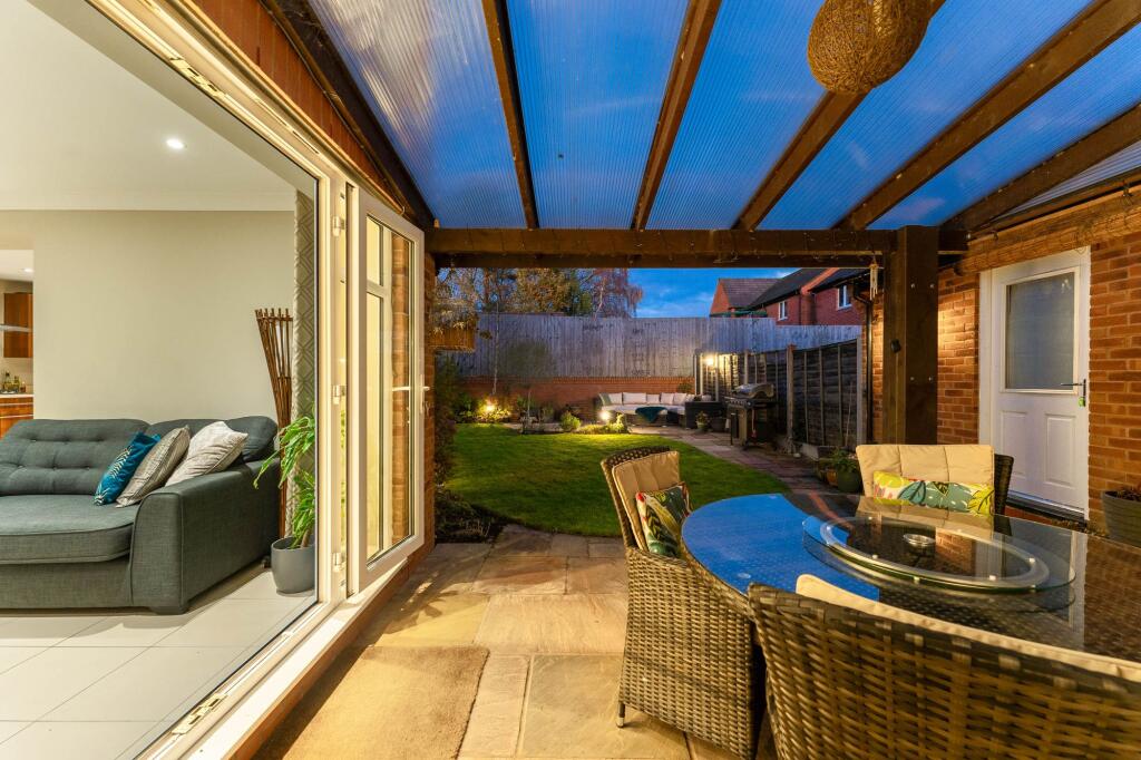 Additional image 33 of Spacious Cuddington family home