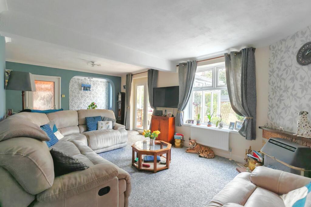 Additional image 2 of London Road, Hythe, Kent