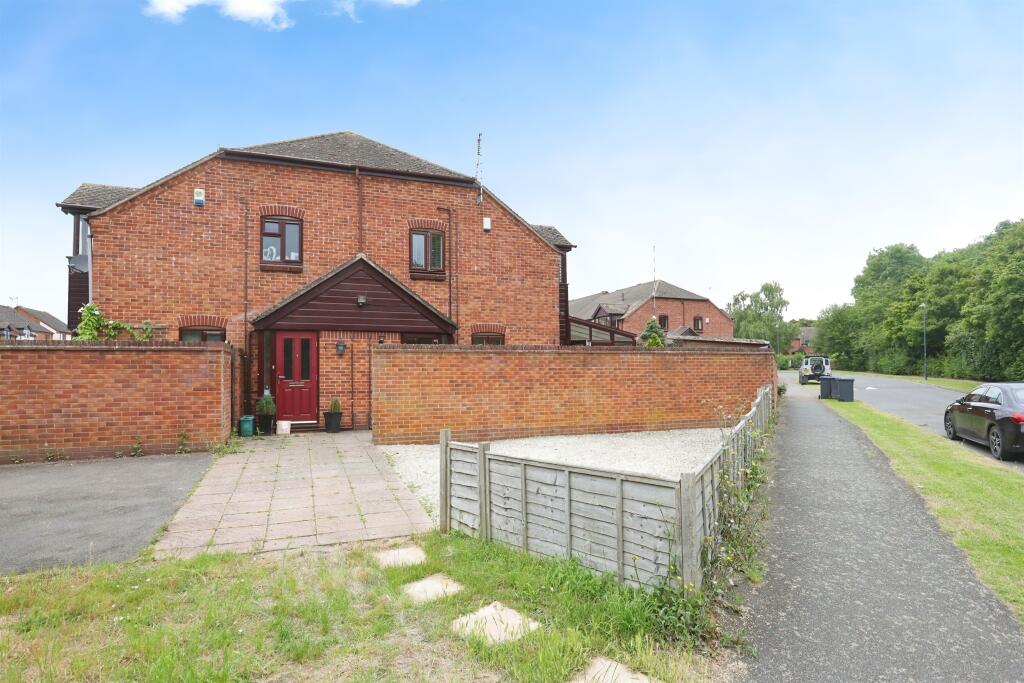 Additional image 5 of The Furrows, Southam