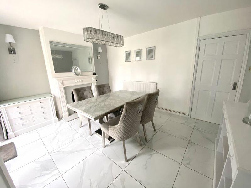 Additional image 5 of Oakdene Crescent, Weddington, Nuneaton