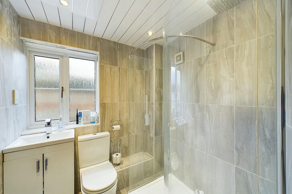 Additional image 12 of Costard Avenue, Warwick