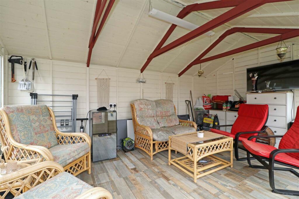 Additional image 9 of Conrad Lewis Way, Warwick