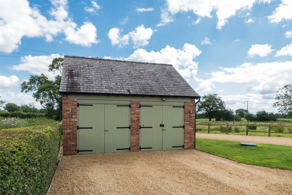 Additional image 33 of A beautifully presented and upgraded barn conversion in Chorley Nr. Cholmondeley