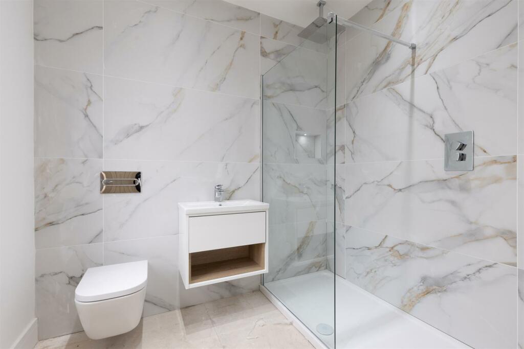 Additional image 43 of OPEN DAY: SATURDAY 15 FEBRUARY BETWEEN 10AM - 1PM.2 The Mayfair, Audlem Road, Woore