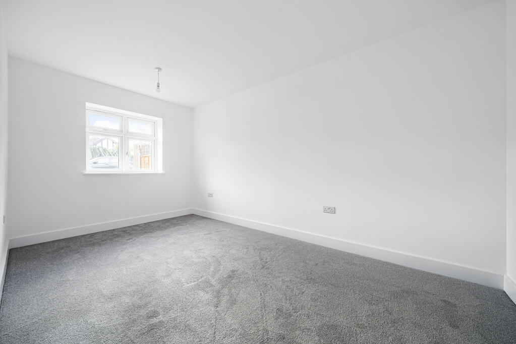 Additional image 7 of Cavendish Avenue, Erith