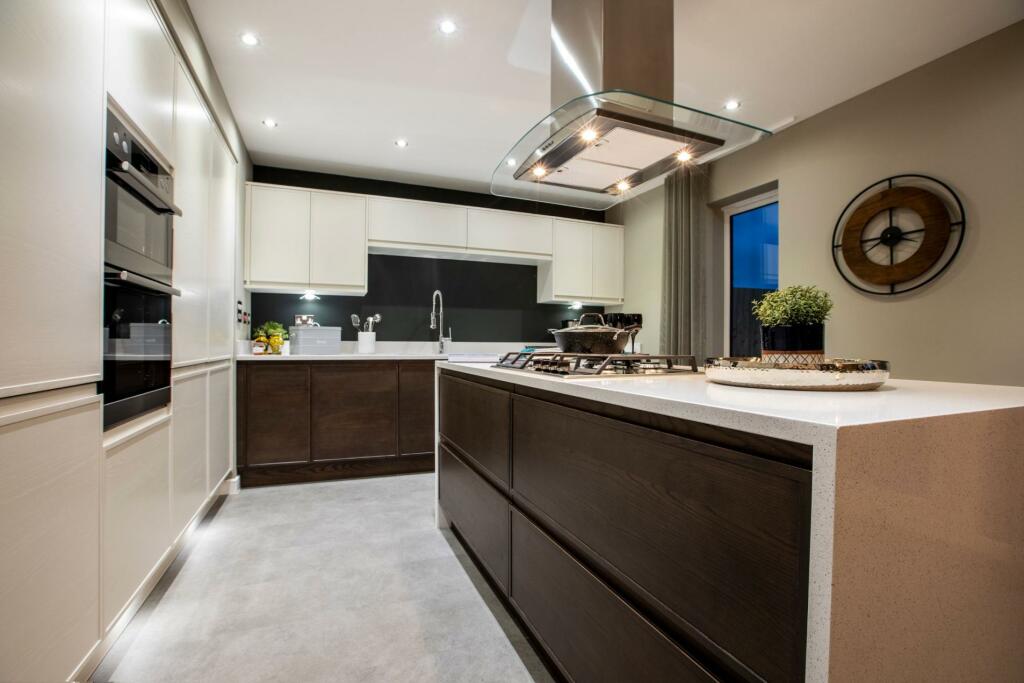 Additional image 4 of Hatton Court, 
Derby Road, 
Hatton, 
Derbyshire, 
DE65 5RG