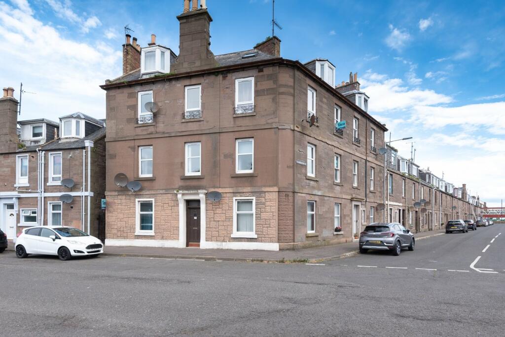 Additional image 19 of Railway Place, Montrose, DD10