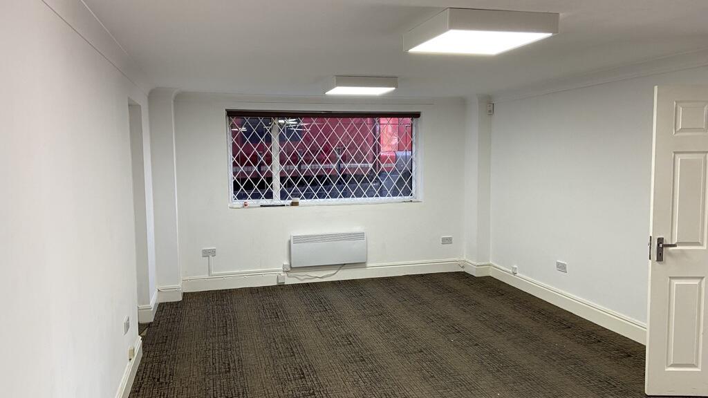 Additional image 5 of Unit 16, Harriott Drive, Heathcote Industrial Estate, Warwick, CV34 6TJ