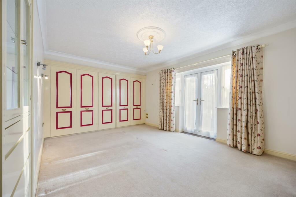 Additional image 8 of Burton Close Drive, Haddon Road, Bakewell