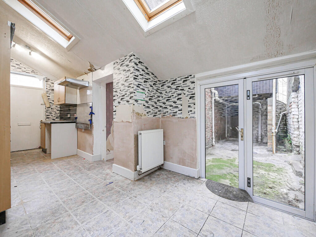 Additional image 14 of 35 Camperdown Street, Lochee, Dundee, DD2 3AR