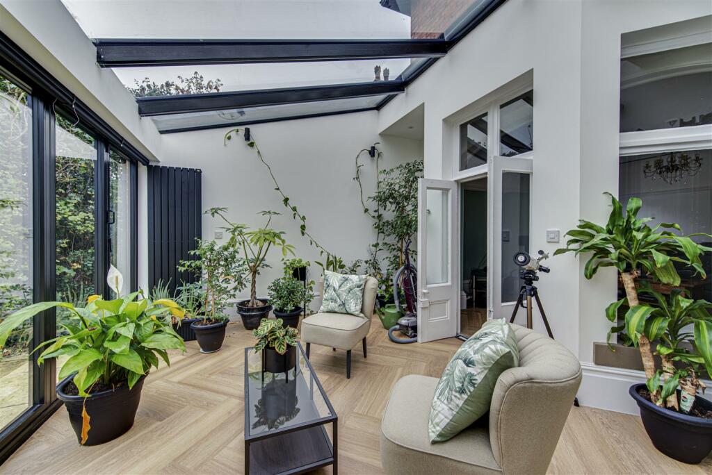 Additional image 14 of Park Lane, Congleton