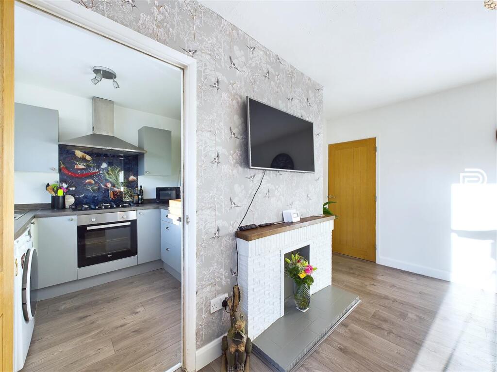 Additional image 5 of Thackeray Close, Hillside, Rugby