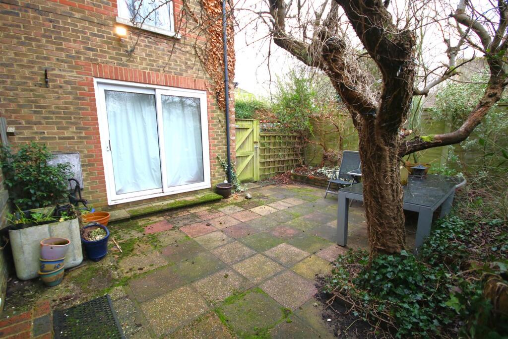 Additional image 5 of Shalmsford Street, Chartham, Canterbury