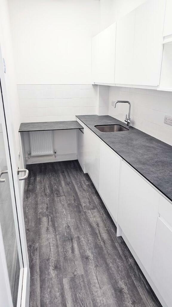 Additional image 5 of Bath Street, Gravesend