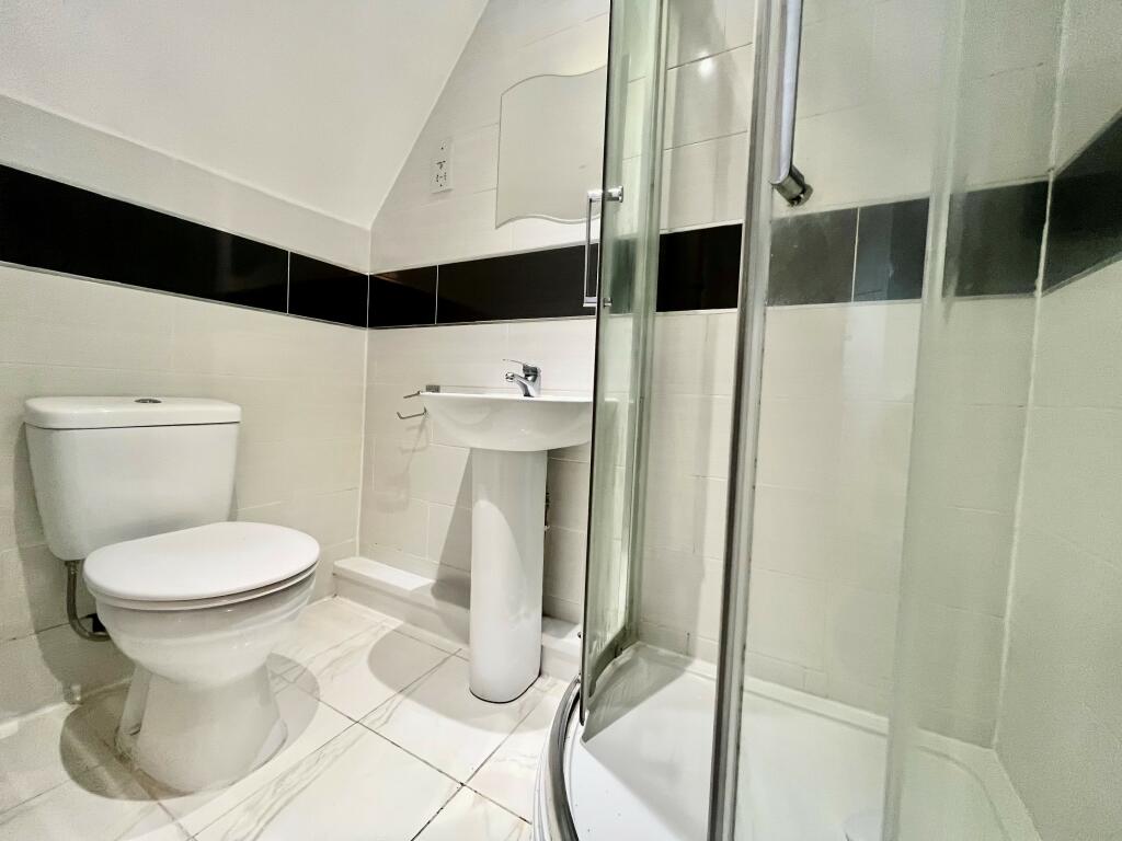 Additional image 10 of Warwick Road, Kenilworth