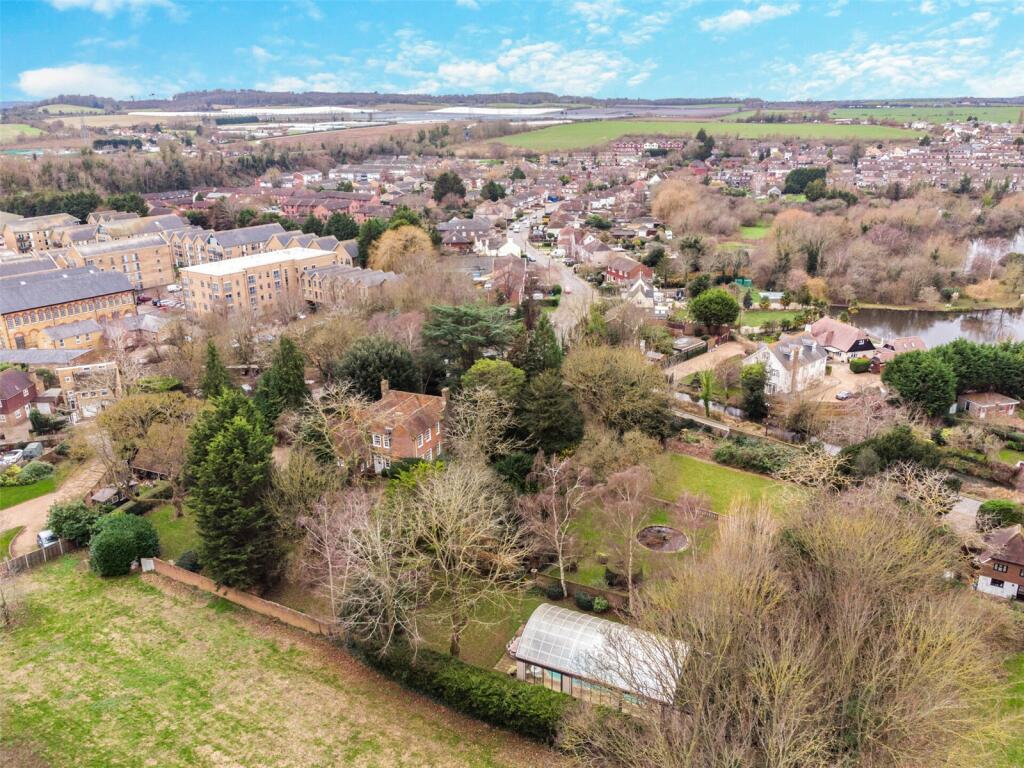 Additional image 35 of Holmesdale Road, South Darenth, Kent, DA4