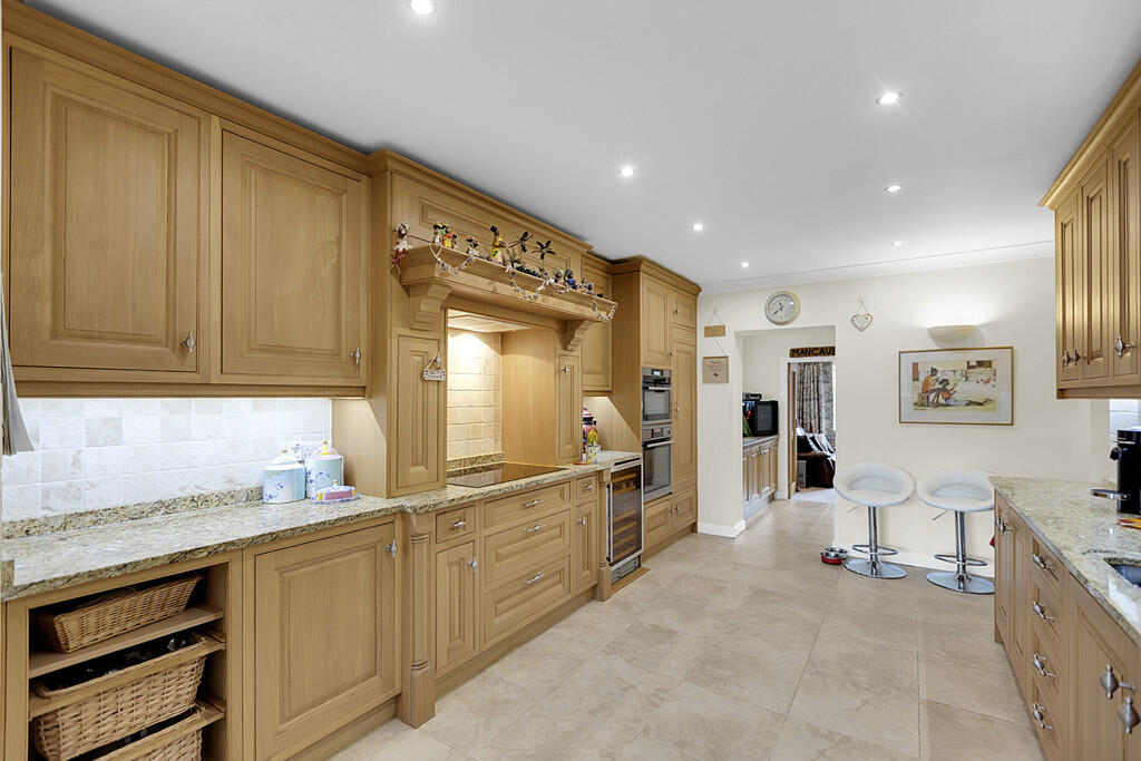 Additional image 5 of Beauty Bank