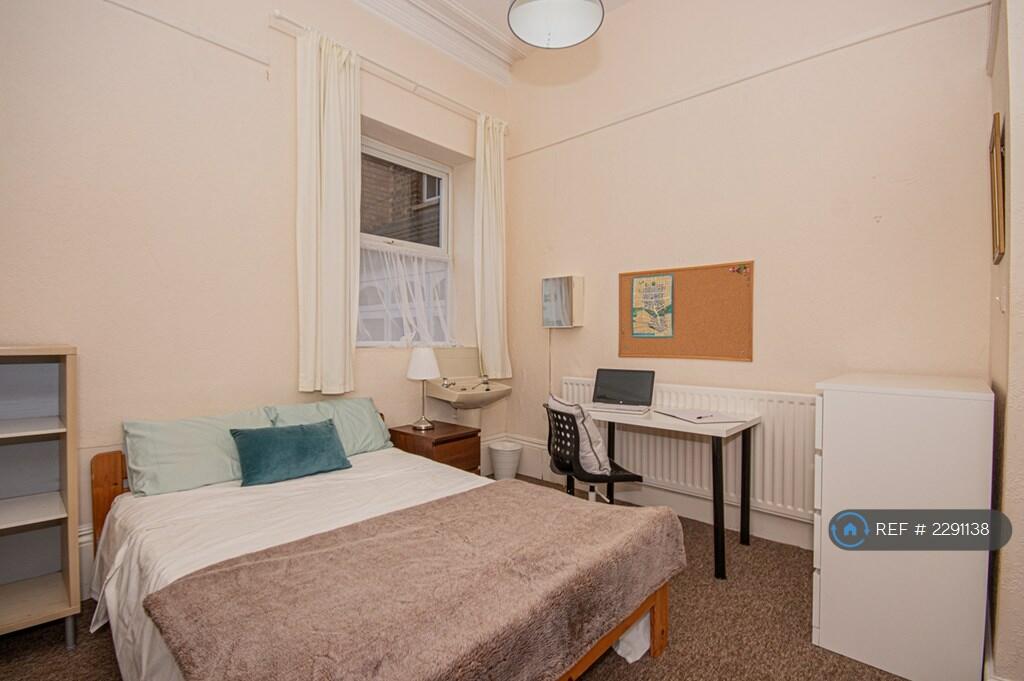 Additional image 15 of Russell Terrace, Leamington Spa, CV31